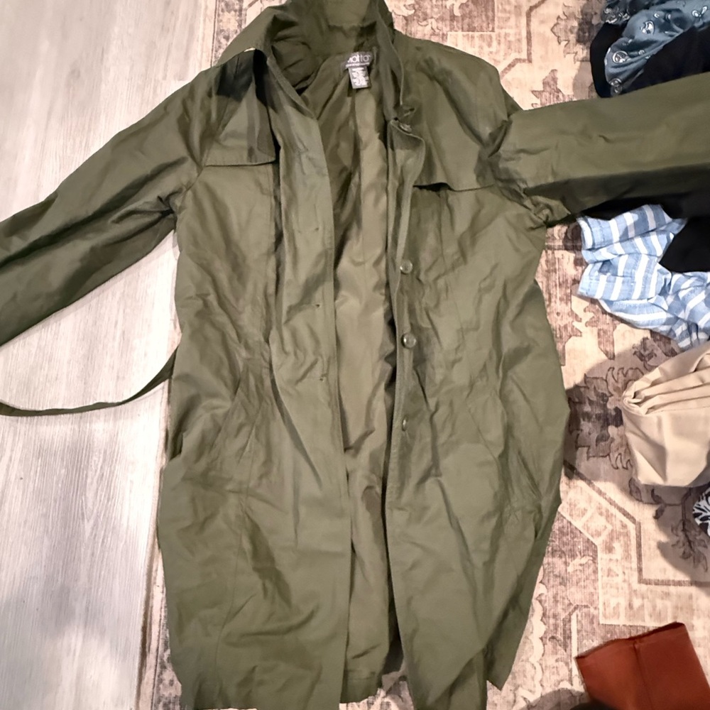 Jacket - Picture 2 of 3